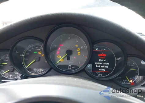 2015 Porsche Panamera E-Hybrid S z USA, uszkodzony, nr VIN WP0AD2A7XFL040061